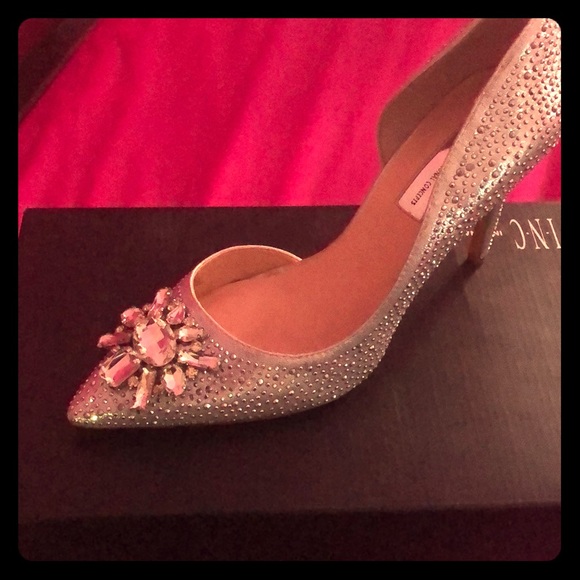 Inc Heels - Picture 1 of 1